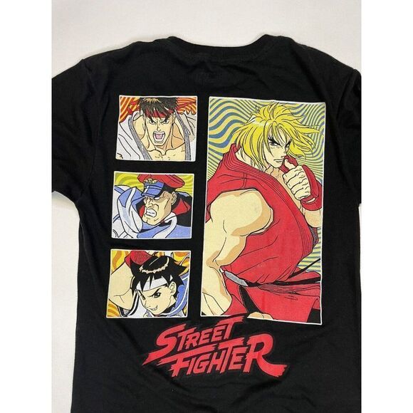 Street Fighter Graphic T-shirt Women Small Black Short Sleeve - Picture 4 of 6